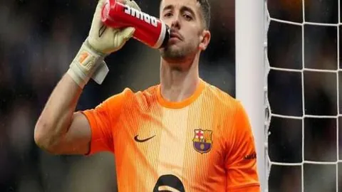 “亚冬会冰壶混双循环赛中国队连获三胜（快讯）”